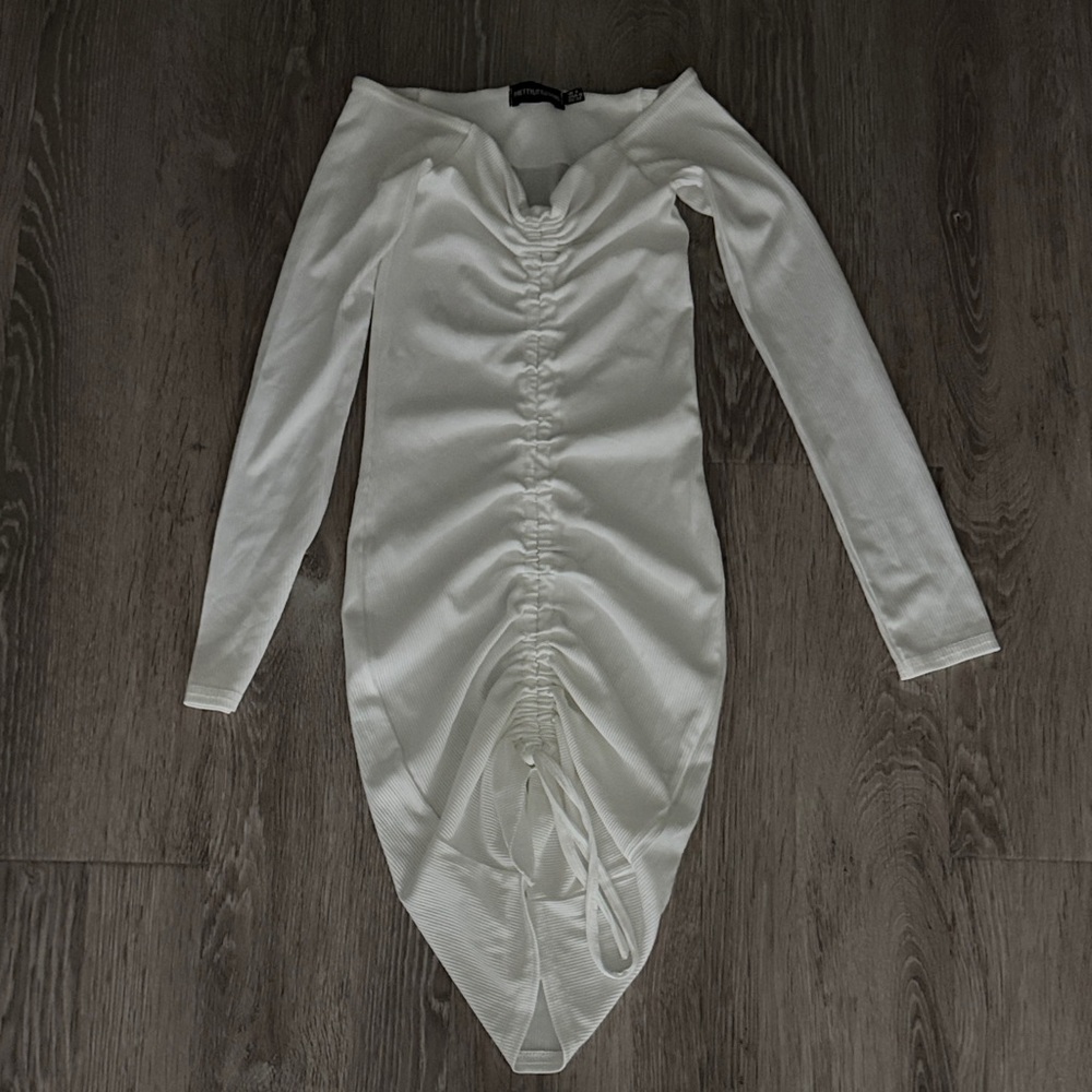 PrettyLittleThing Ivory Long Sleeve Dress